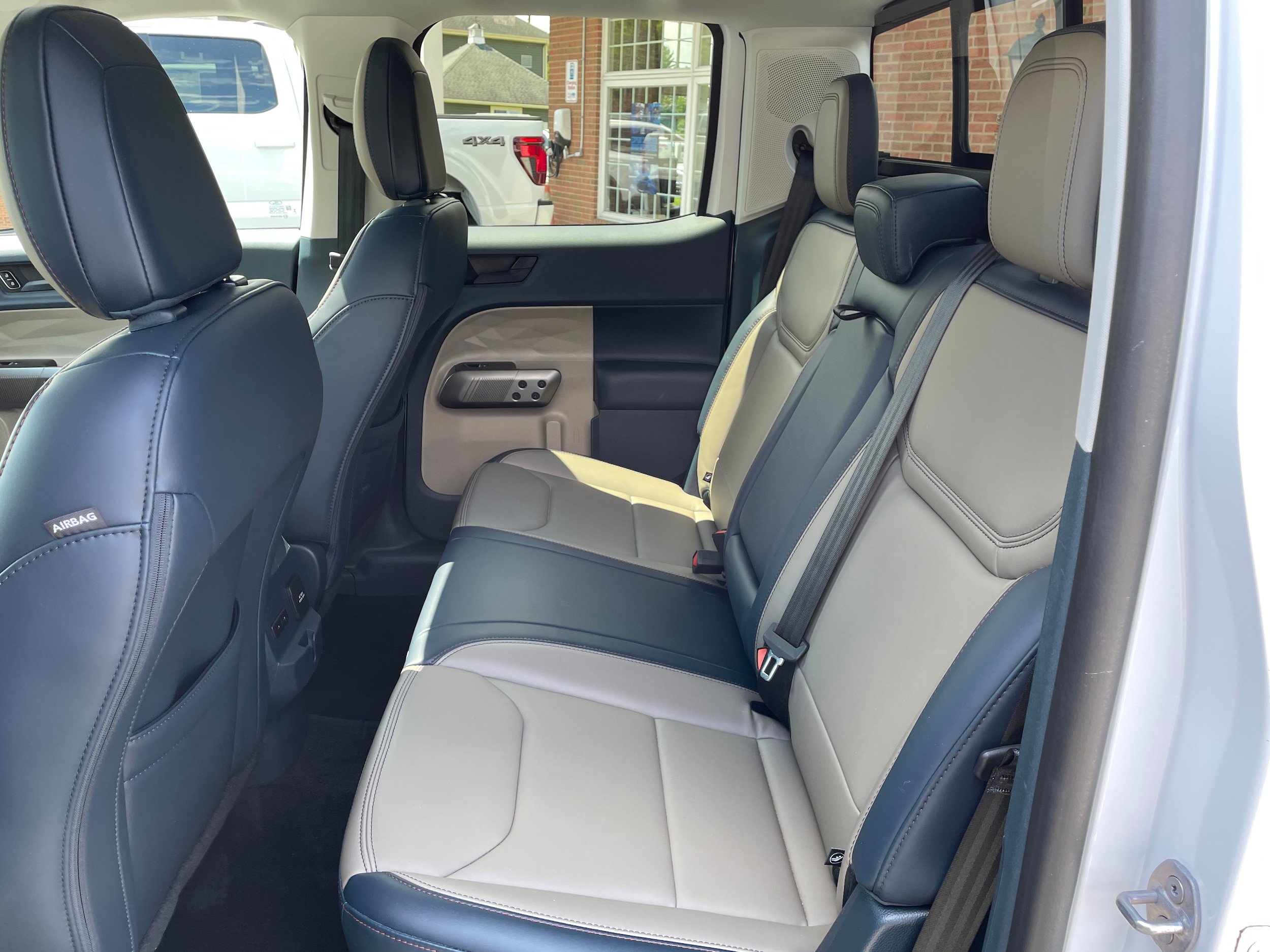 Certified 2025 Ford Maverick Lariat AWD/4WD image 12