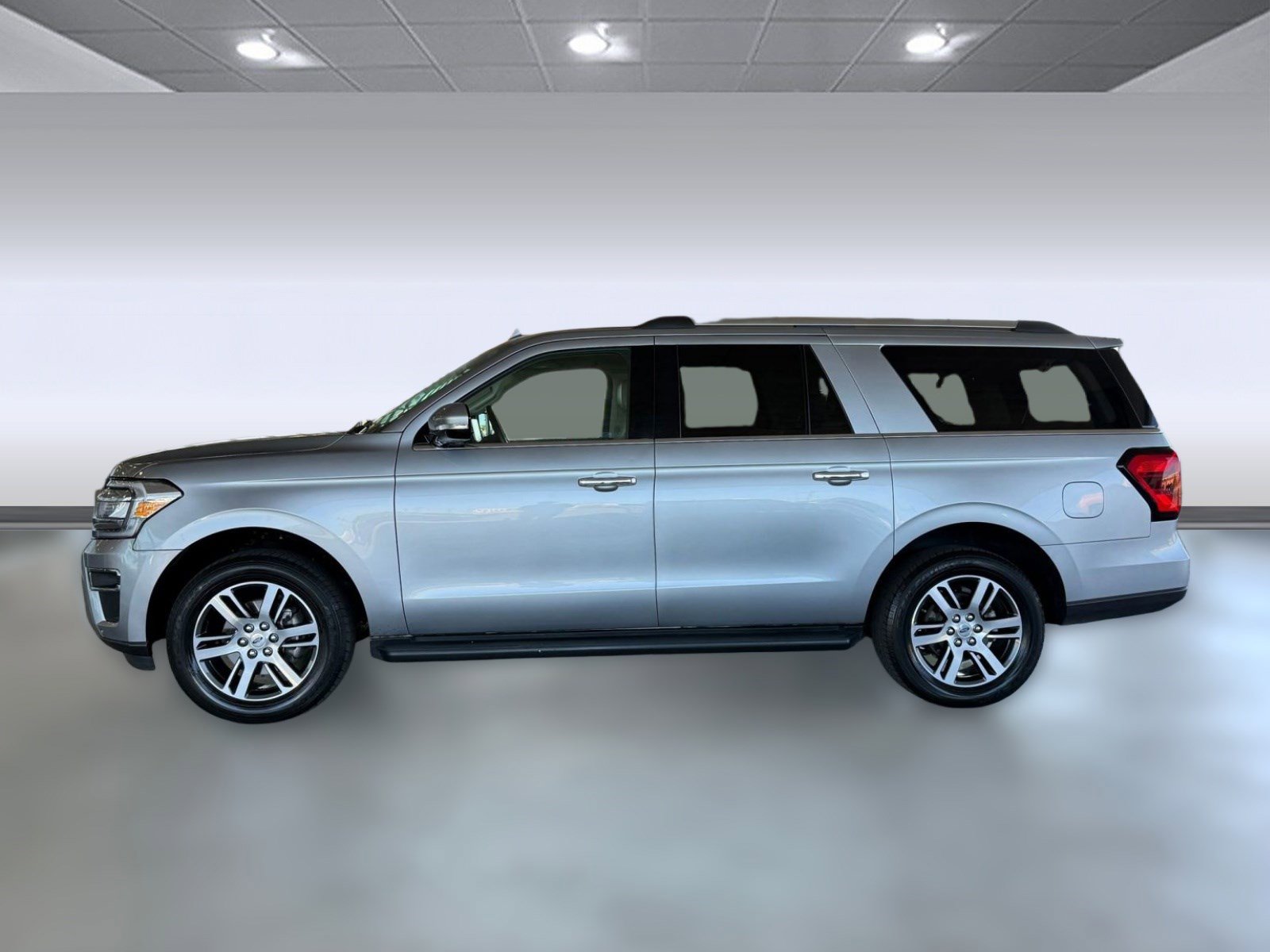 Certified 2024 Ford Expedition Max Limited RWD image 2