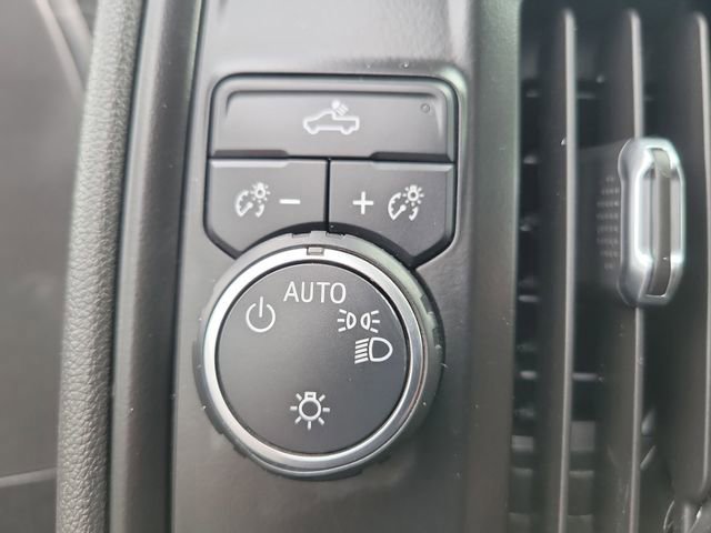 Used 2020 Chevrolet Silverado 1500 W/T w/ WT Fleet Convenience Package image 11