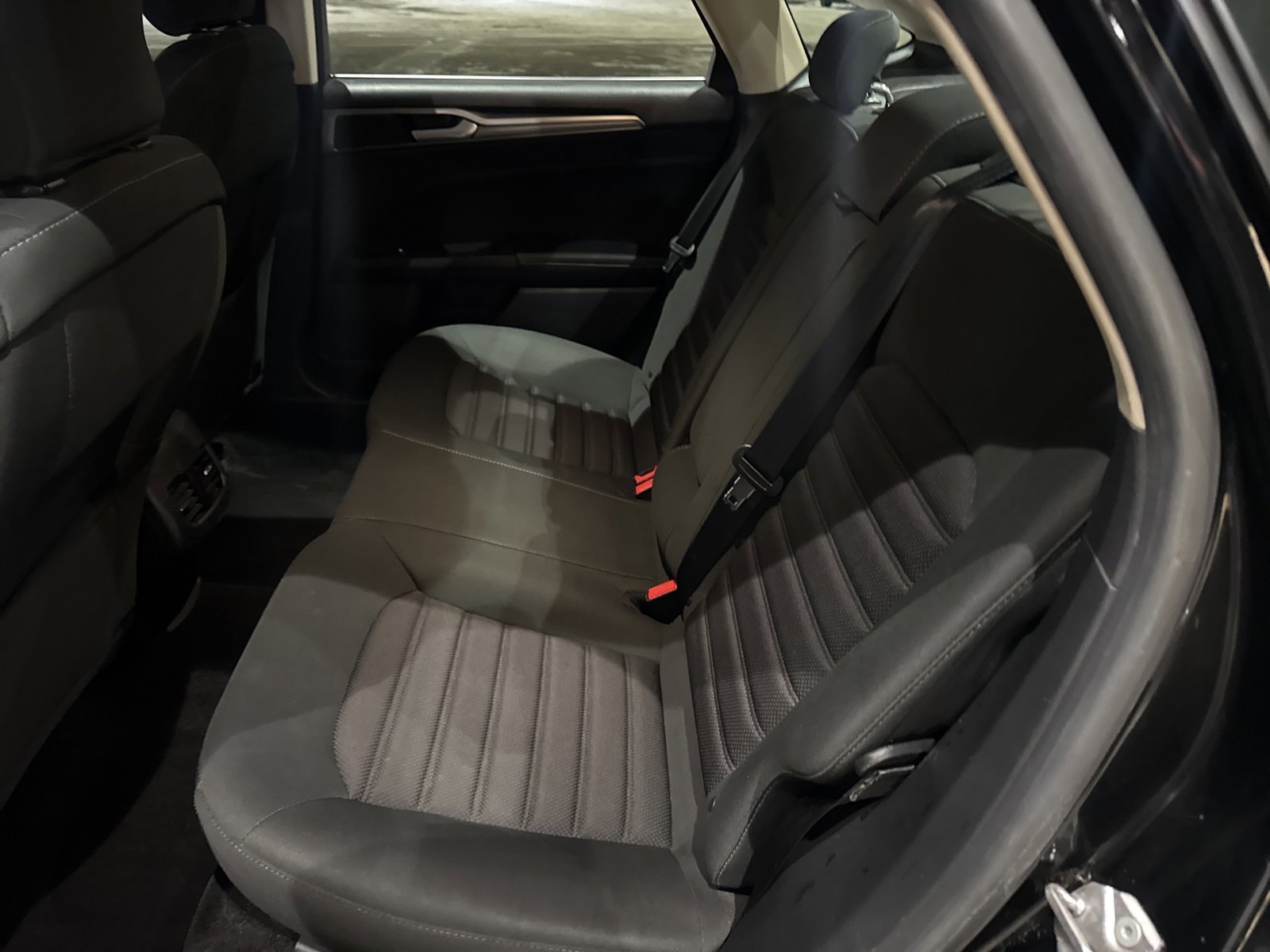 Certified 2018 Ford Fusion SE image 36