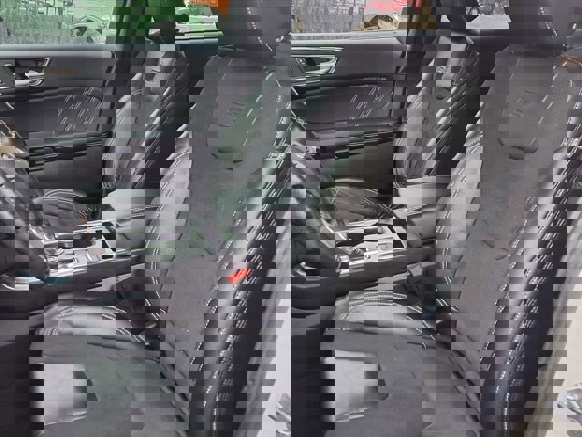 Certified 2022 Ford Edge ST image 6