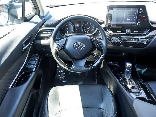 Used 2021 Toyota C-HR Limited FWD image 16