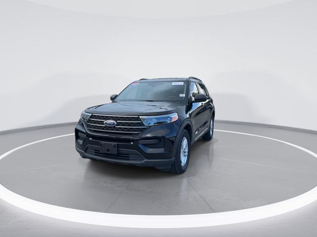 Certified 2022 Ford Explorer XLT RWD image 2