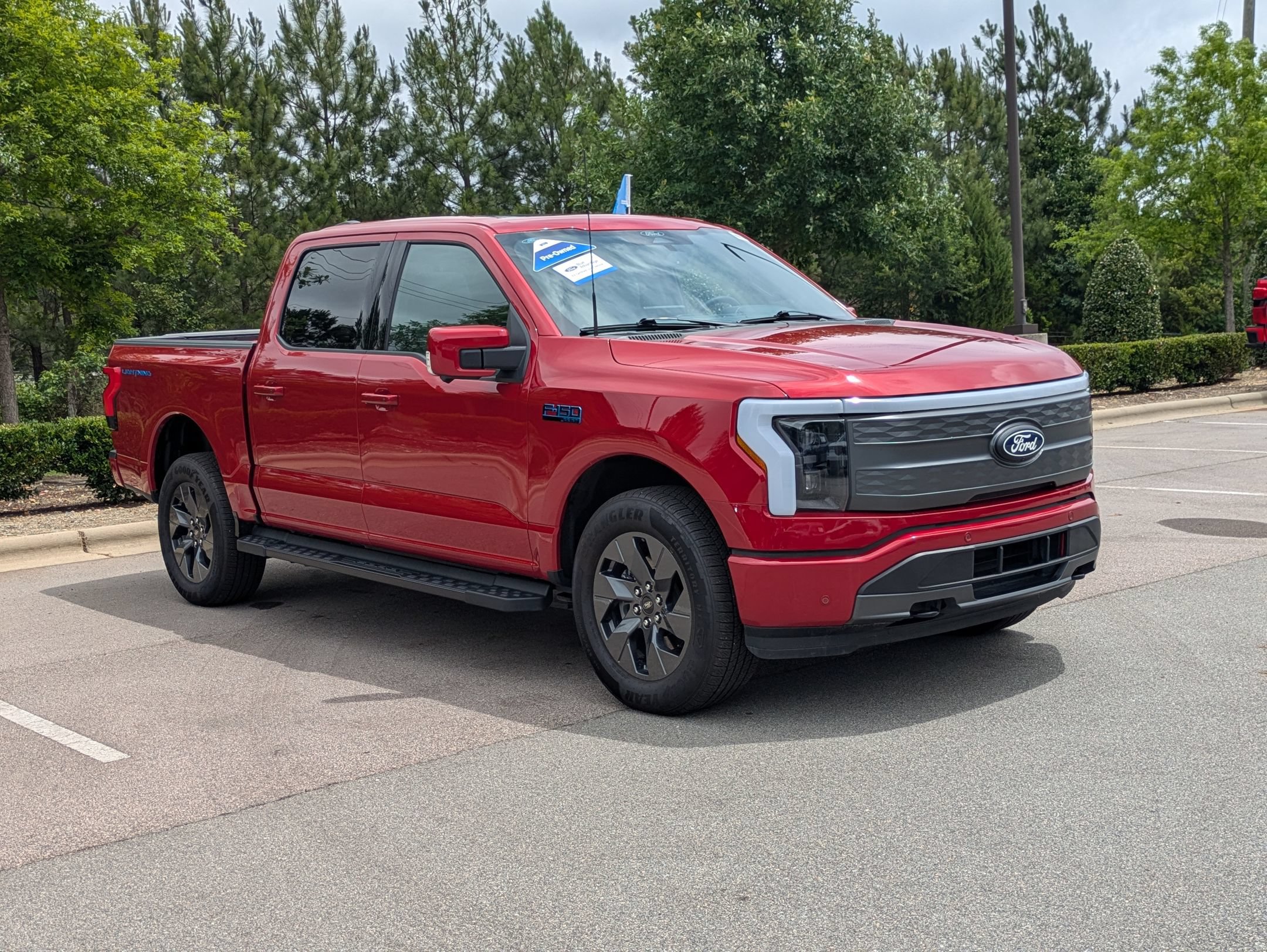 Certified 2025 Ford F150 Lightning Lariat AWD/4WD image 2
