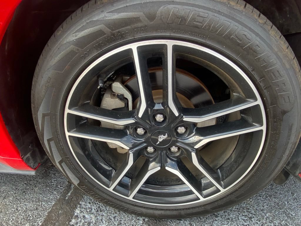 Certified 2022 Ford Mustang Premium RWD image 9