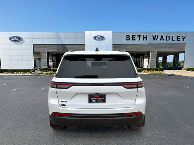 Used 2023 Jeep Grand Cherokee Altitude image 6