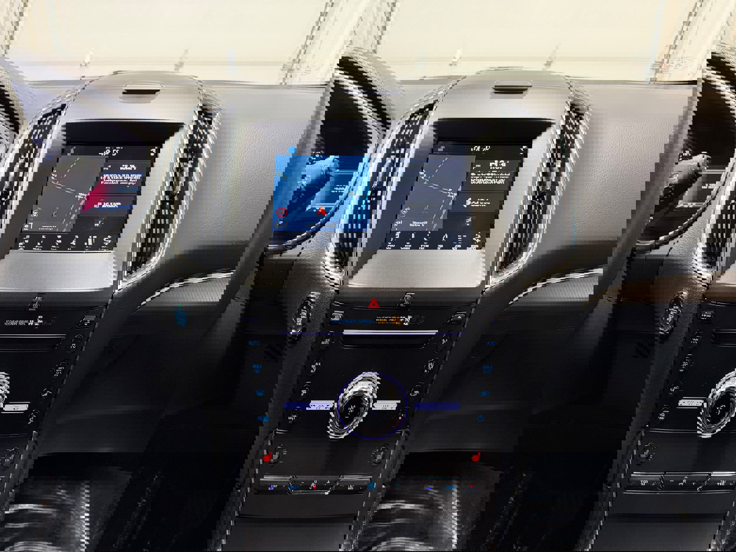 Certified 2019 Ford Edge Titanium w/ Cold Weather Package AWD/4WD image 20