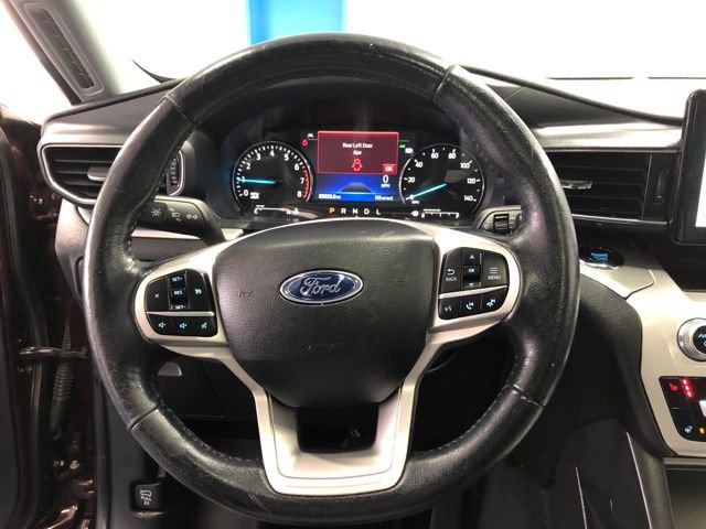 Certified 2022 Ford Explorer XLT w/ Equipment Group 202A image 19