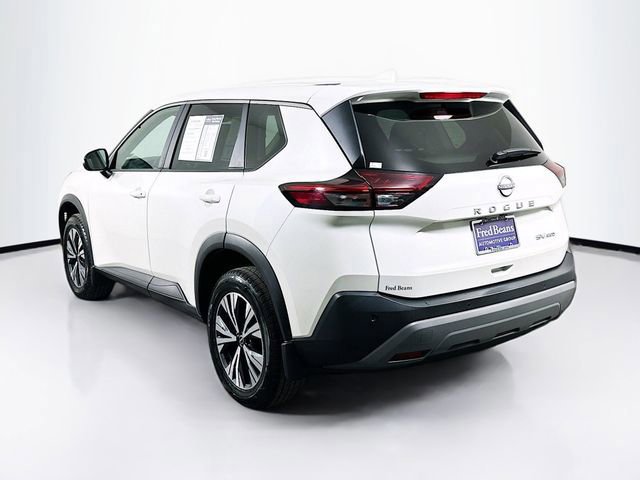 Used 2022 Nissan Rogue SV image 3