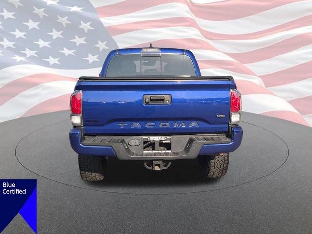 Used 2022 Toyota Tacoma TRD Sport w/ TRD Premium Sport Package AWD/4WD image 4