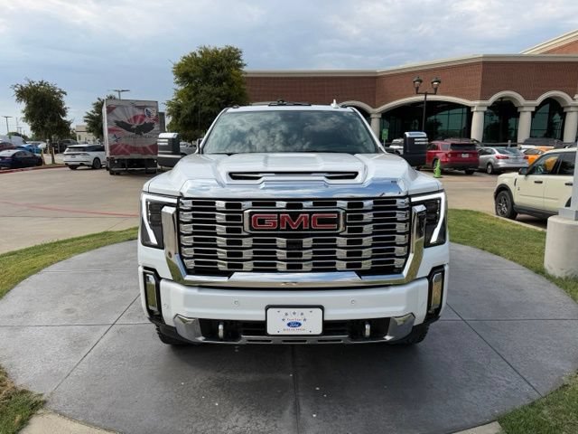 Used 2025 GMC Sierra 2500 Denali w/ Denali Reserve Package AWD/4WD image 2