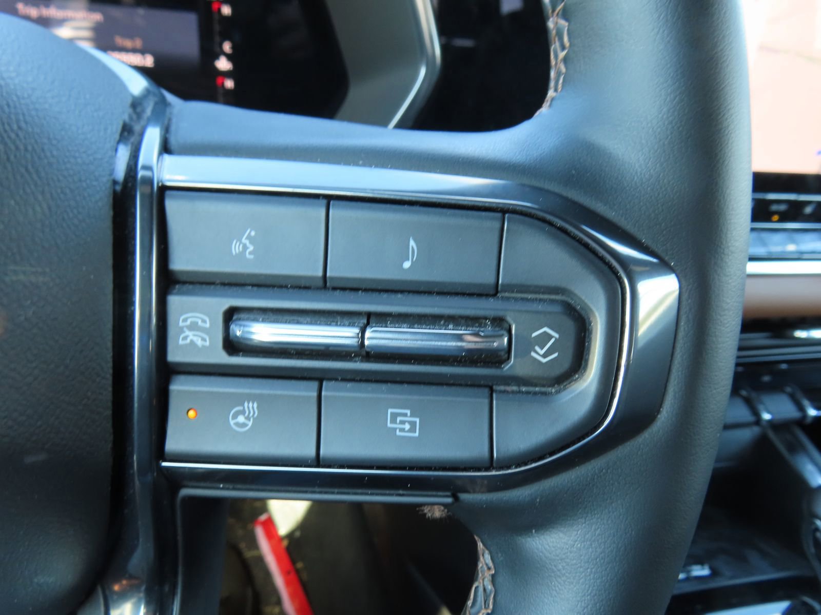 Used 2023 GMC Canyon AT4 w/ AT4 Premium Package image 19