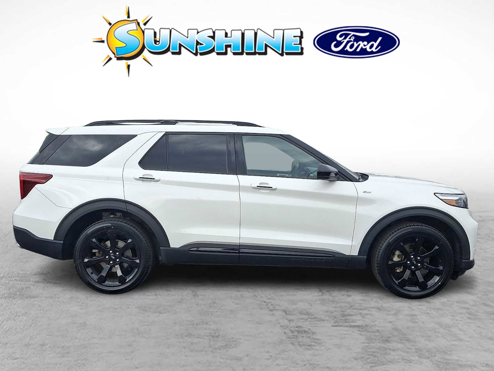 Certified 2023 Ford Explorer ST-Line w/ Class IV Trailer Tow Package image 7