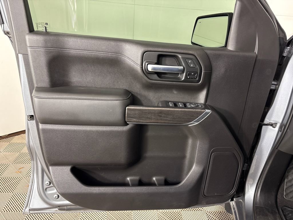 Used 2020 Chevrolet Silverado 1500 LTZ w/ LTZ Plus Package image 16