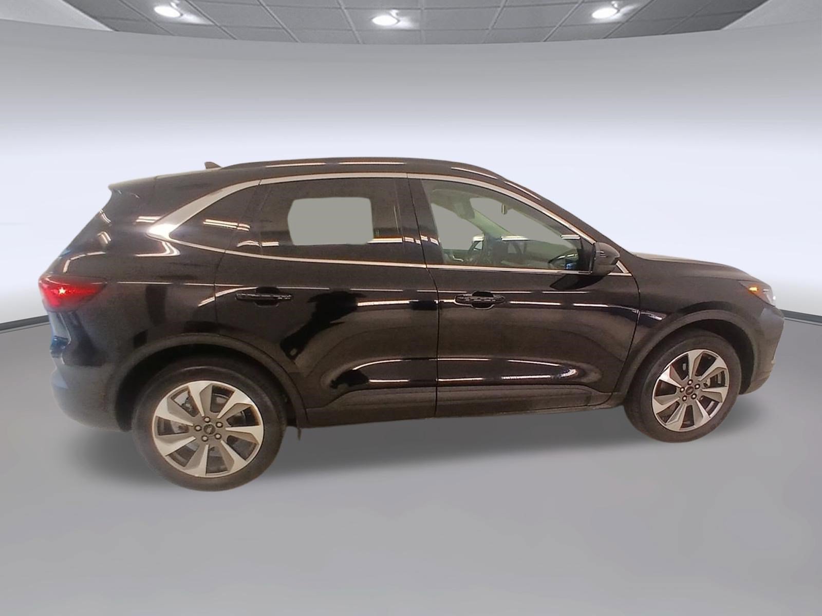 Certified 2025 Ford Escape Platinum AWD/4WD image 6