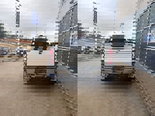 Certified 2022 Ford F350 Lariat w/ Lariat Value Package image 6