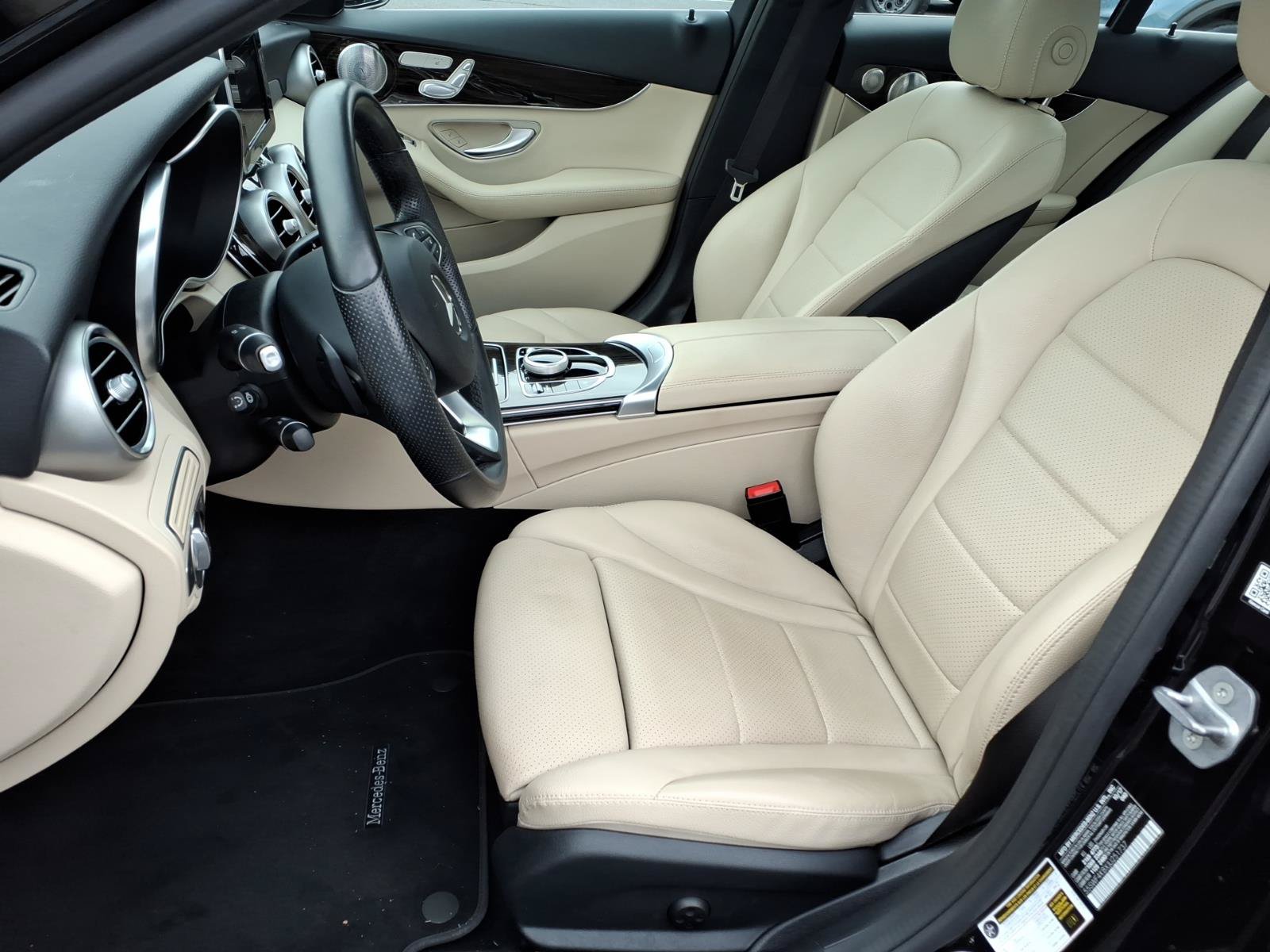 Used 2018 Mercedes-Benz C 300 4MATIC Sedan image 13