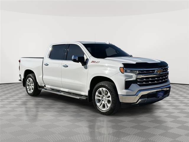Used 2023 Chevrolet Silverado 1500 LTZ AWD/4WD image 5