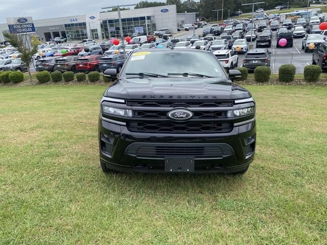 Certified 2024 Ford Expedition Limited AWD/4WD image 2
