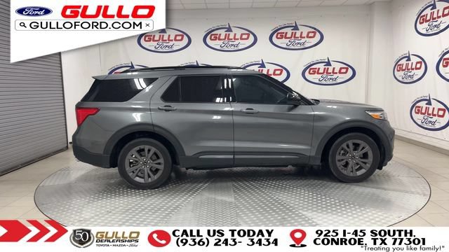 Certified 2023 Ford Explorer XLT w/ Equipment Group 202A RWD image 9