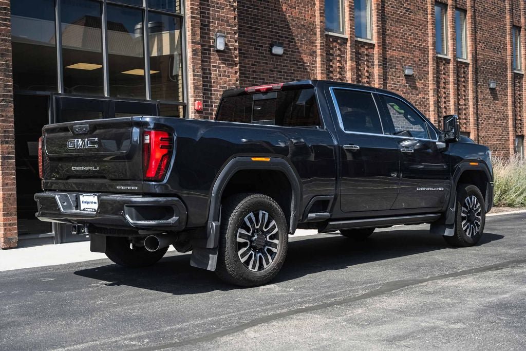 Used 2025 GMC Sierra 2500 Denali Ultimate w/ LPO, GMC Protection Package AWD/4WD image 7