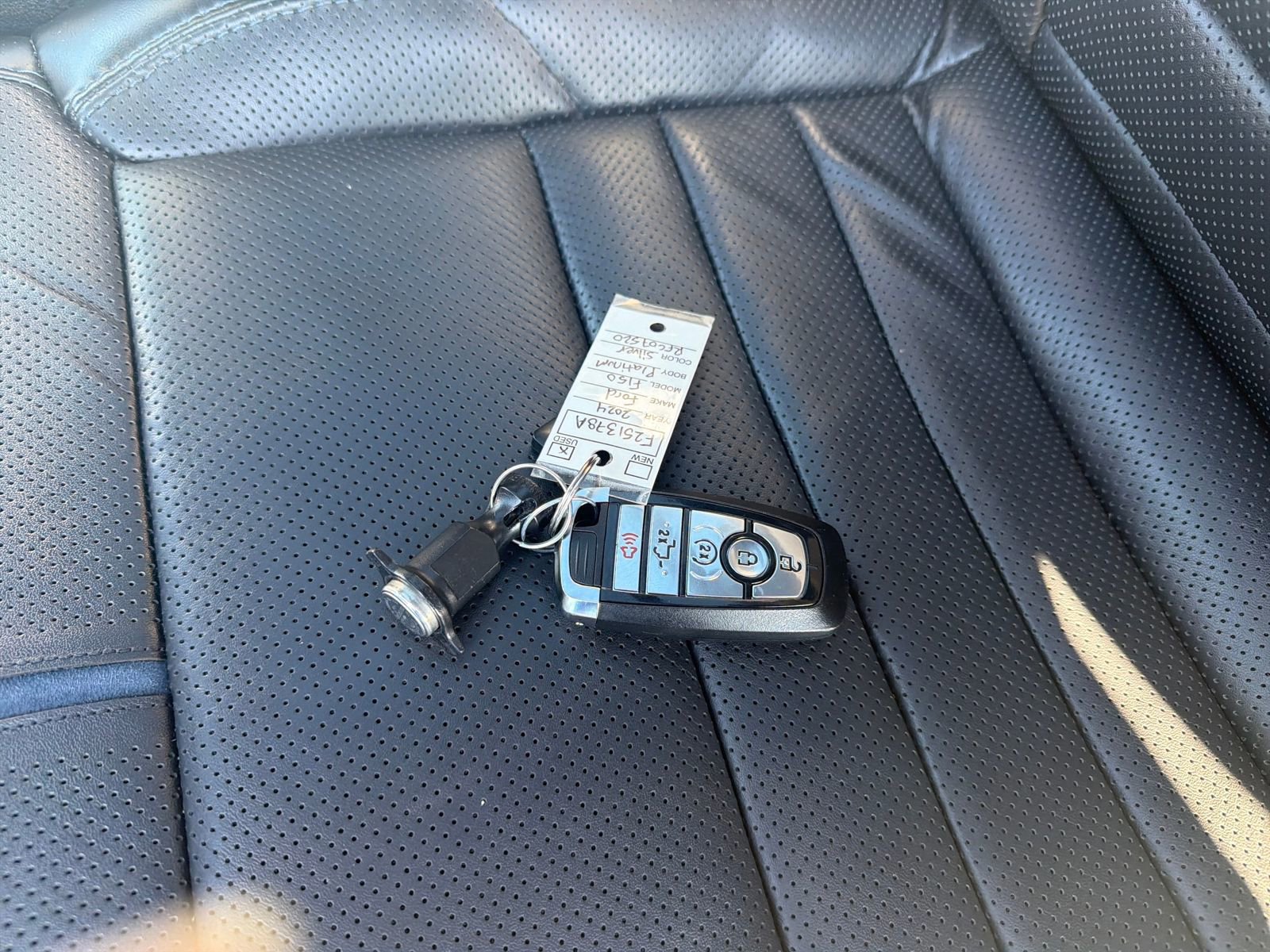 Certified 2024 Ford F150 Platinum w/ Equipment Group 702A High image 30