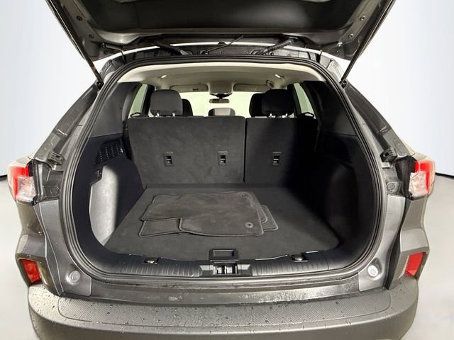 Certified 2022 Ford Escape SE w/ Cold Weather Package image 24