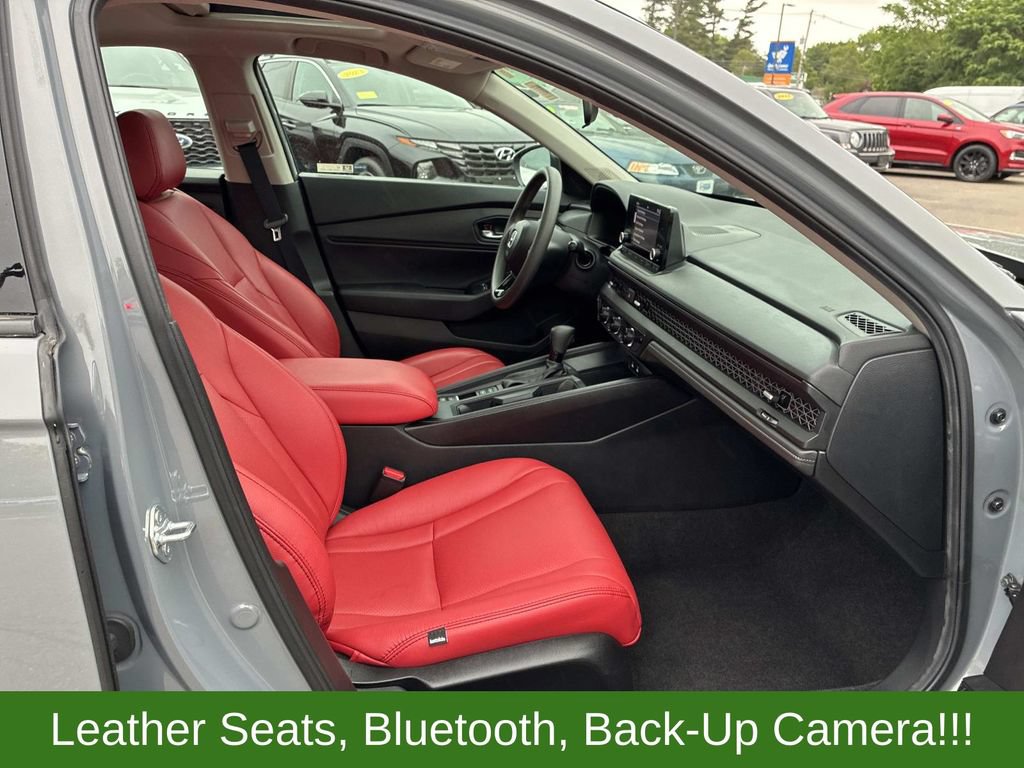 Used 2025 Honda Accord SE image 9