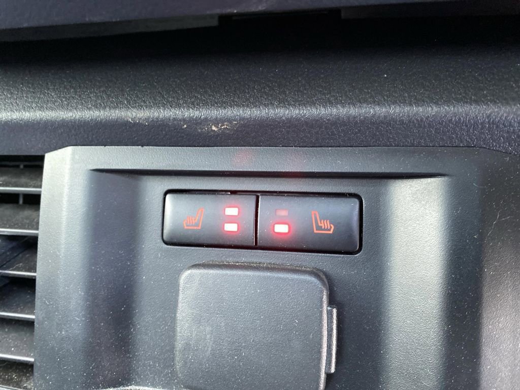 Certified 2023 Ford F150 Lariat w/ Equipment Group 502A High image 46