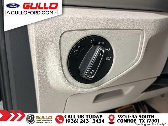 Used 2018 Volkswagen Atlas SE w/ R-Line Package FWD image 19