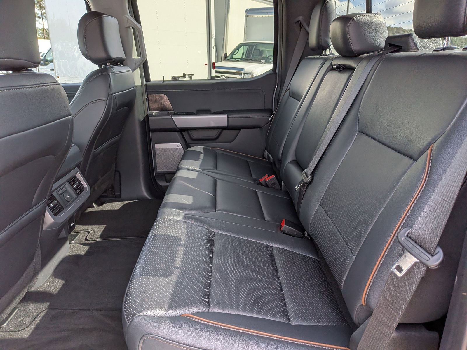 Certified 2026 Ford F250 Lariat w/ Black Appearance Package image 15