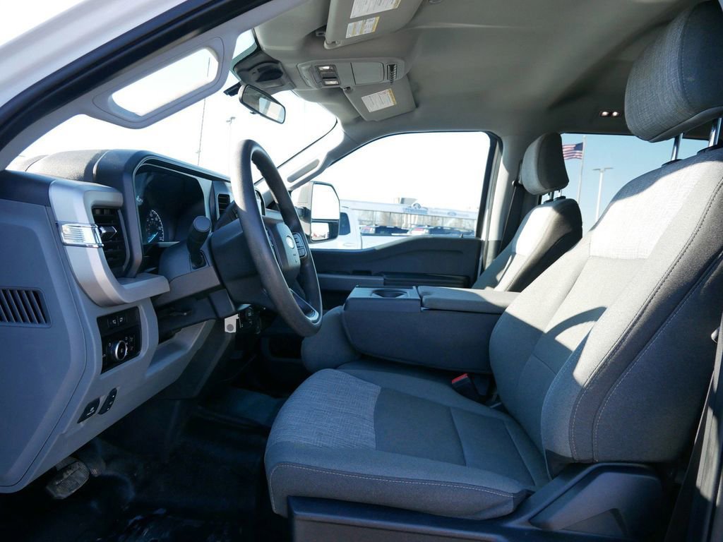 Certified 2024 Ford F350 XLT w/ FX4 Off-Road Package image 8