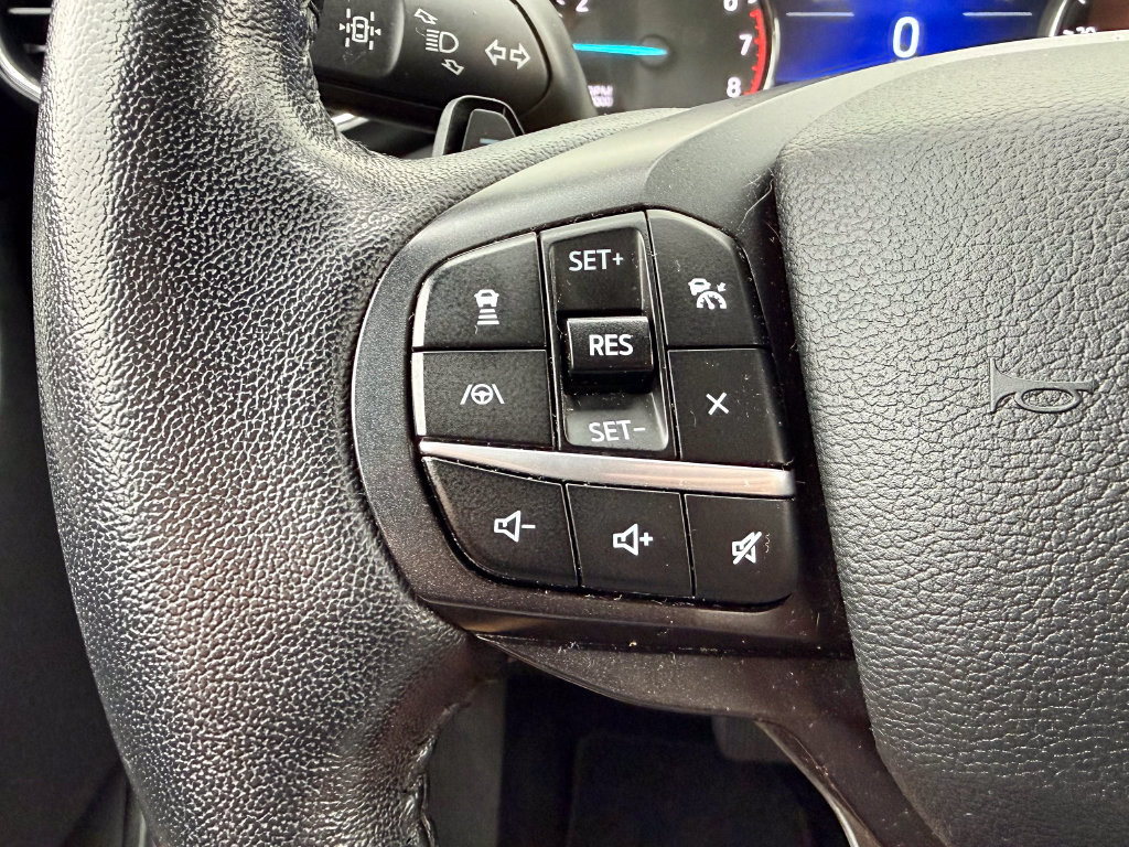 Certified 2020 Ford Explorer XLT w/ Equipment Group 202A AWD/4WD image 24