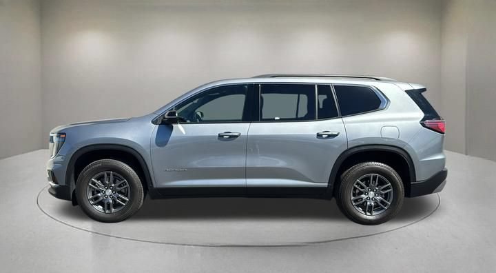Used 2025 GMC Acadia Elevation FWD image 5