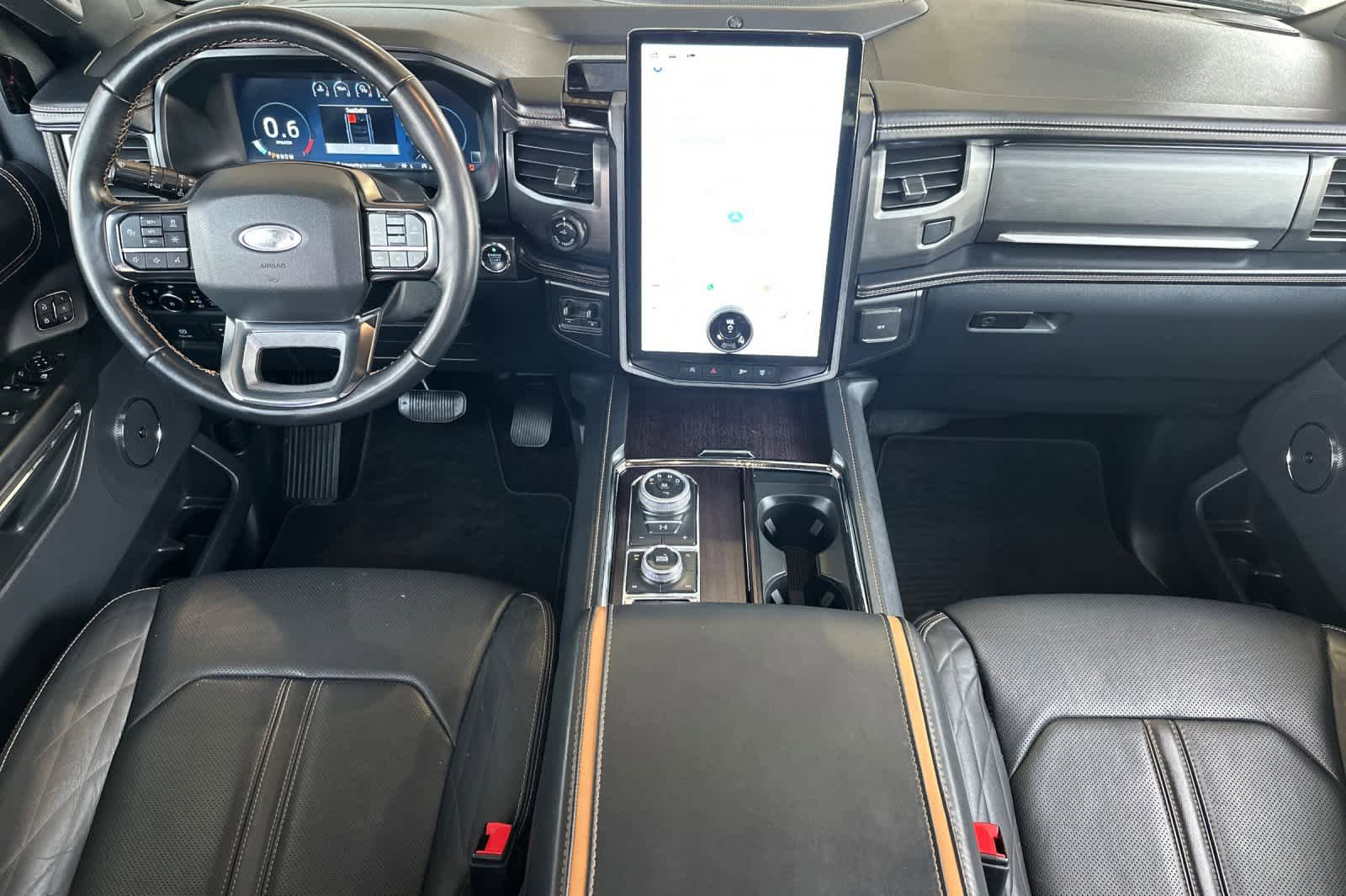 Certified 2023 Ford Expedition Platinum AWD/4WD image 3