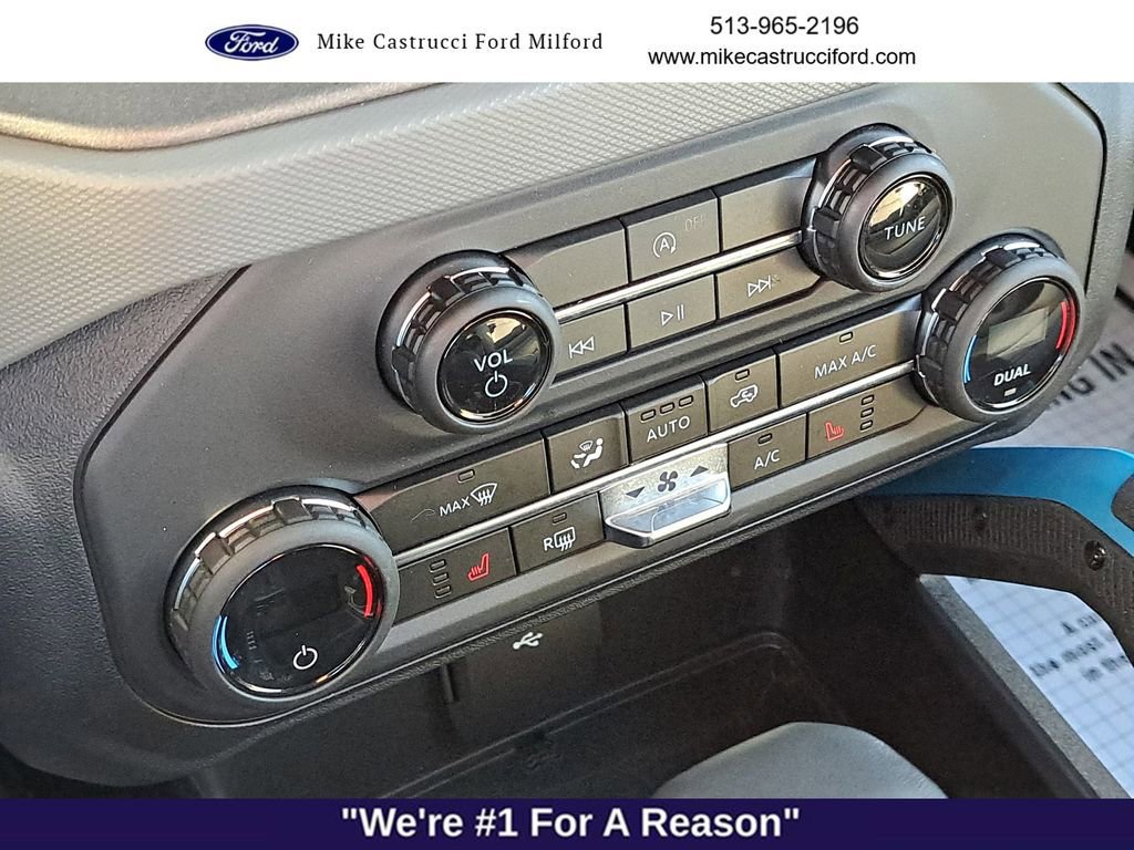 Certified 2024 Ford Bronco Black Diamond image 15