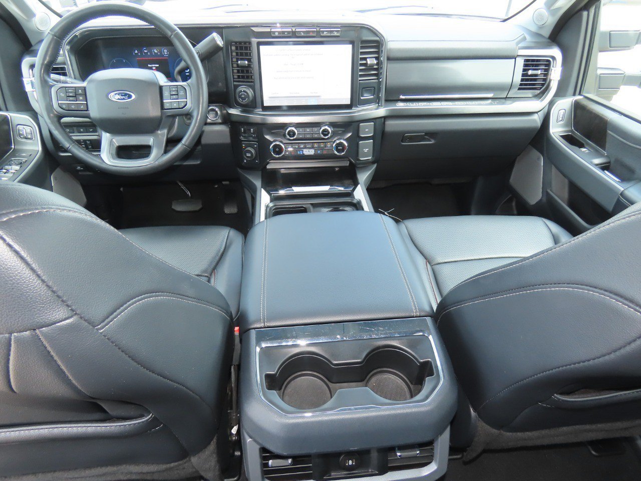 Certified 2024 Ford F250 Lariat w/ Lariat Ultimate Package AWD/4WD image 22