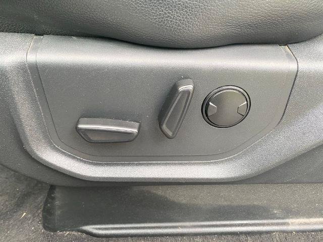 Certified 2022 Ford F250 Lariat w/ Lariat Value Package AWD/4WD image 15