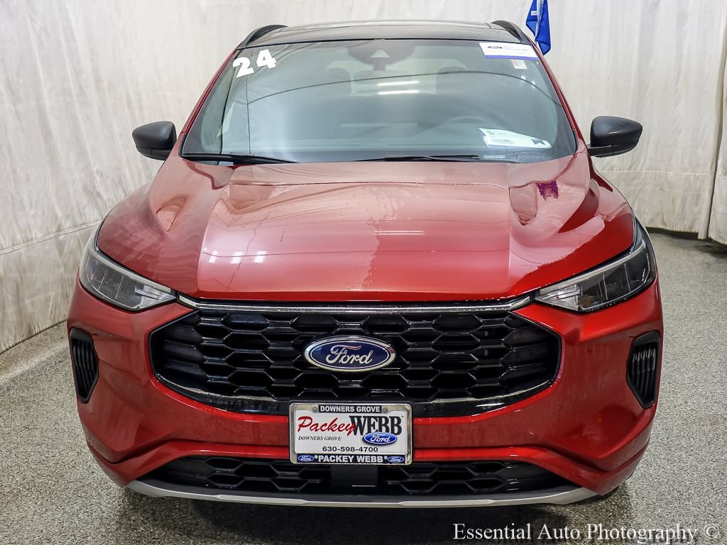 Certified 2024 Ford Escape ST-Line w/ Tech Pack #1 AWD/4WD image 5