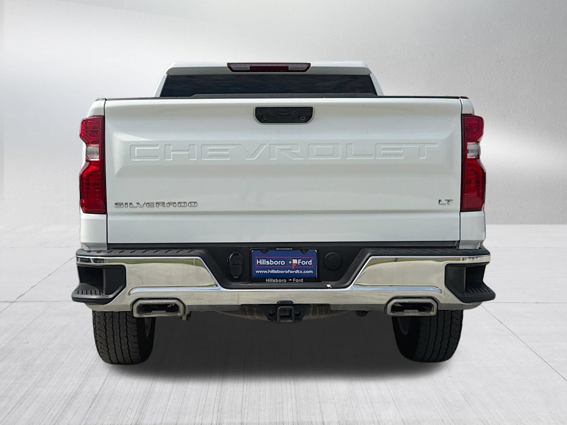 Used 2025 Chevrolet Silverado 1500 LT AWD/4WD image 8