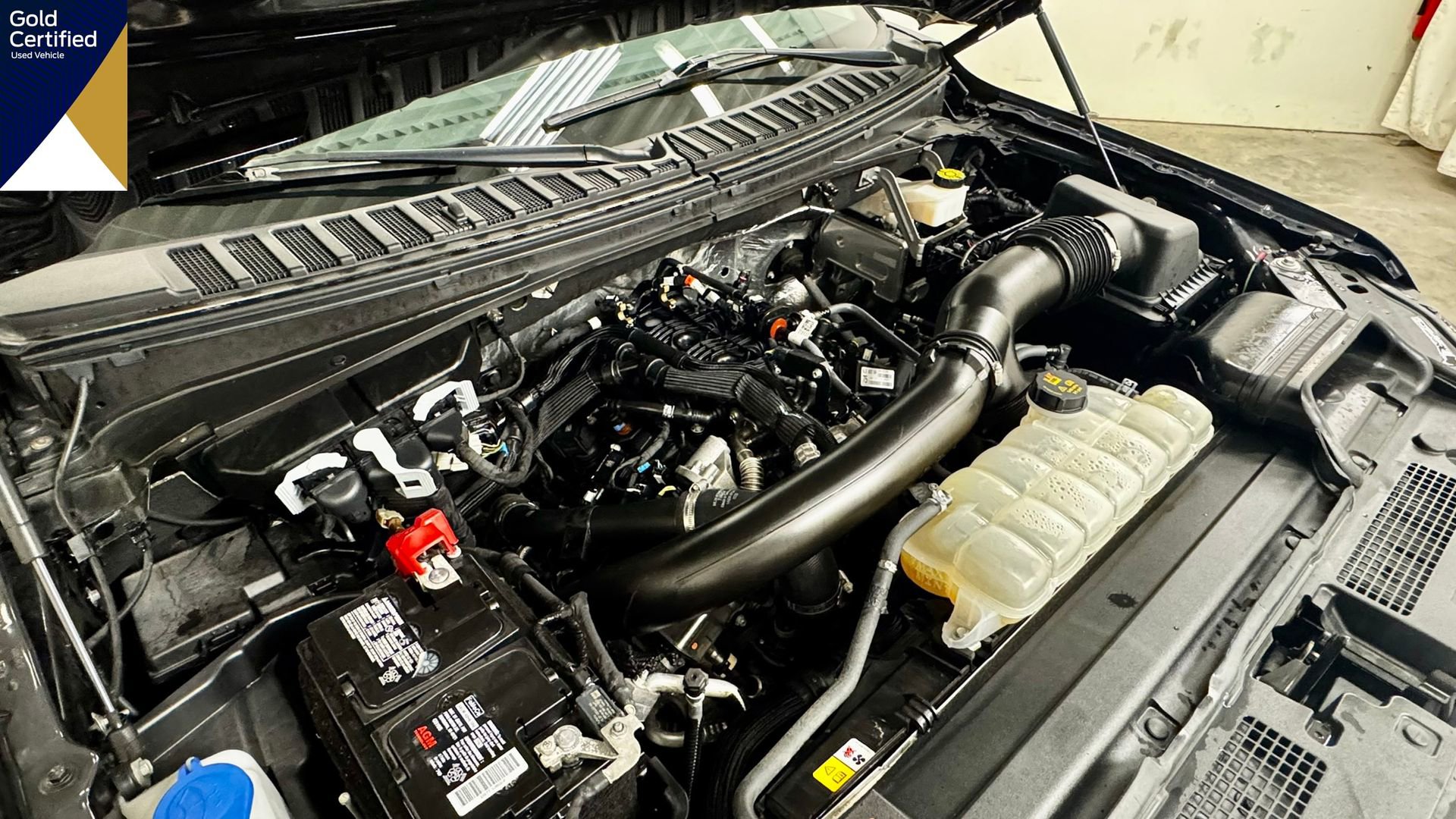 Certified 2024 Ford Expedition XLT image 27