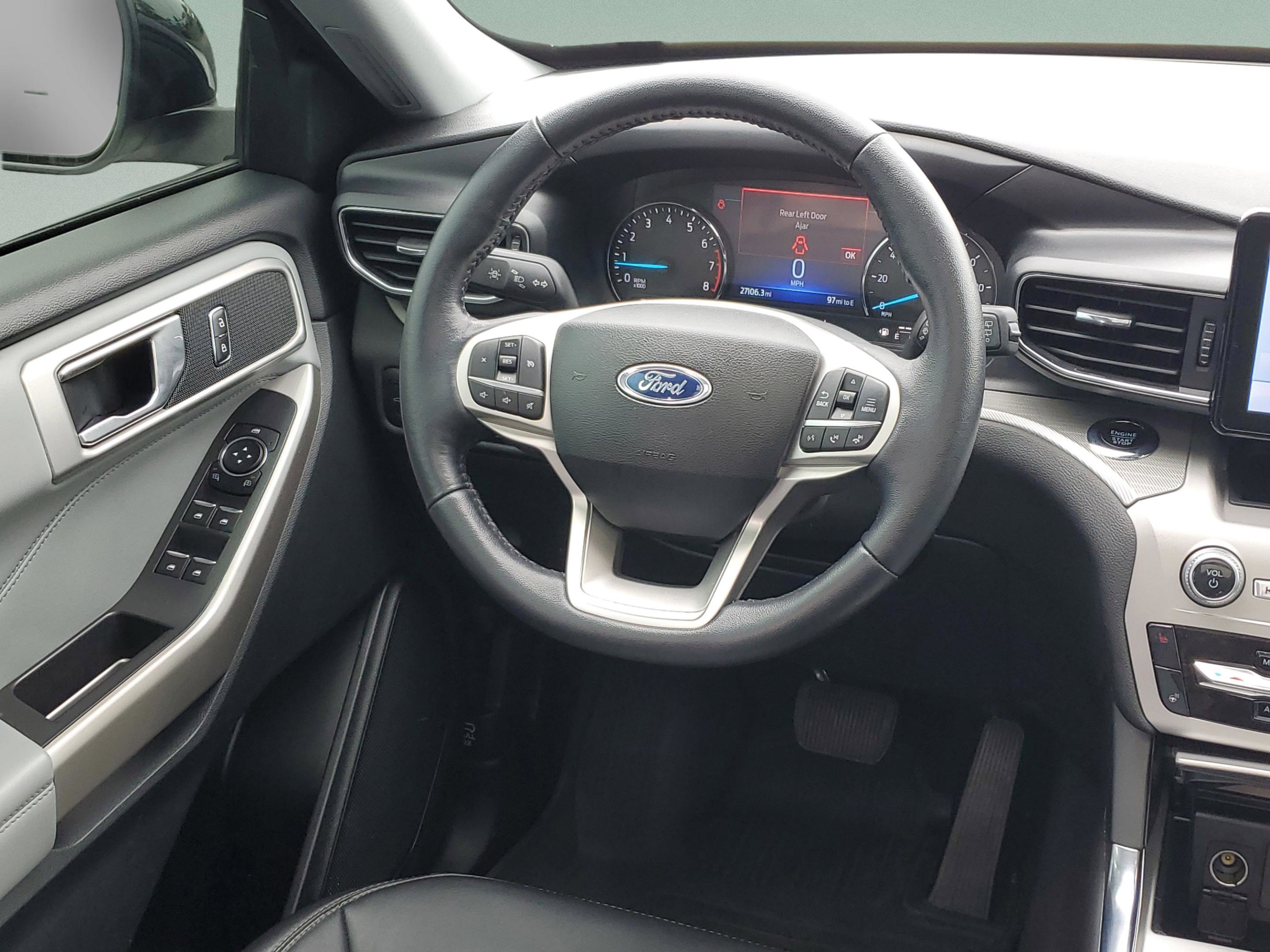 Certified 2023 Ford Explorer XLT w/ Equipment Group 202A AWD/4WD image 13