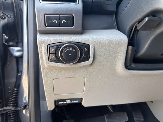Certified 2022 Ford F250 XLT w/ Black Appearance Package AWD/4WD image 10