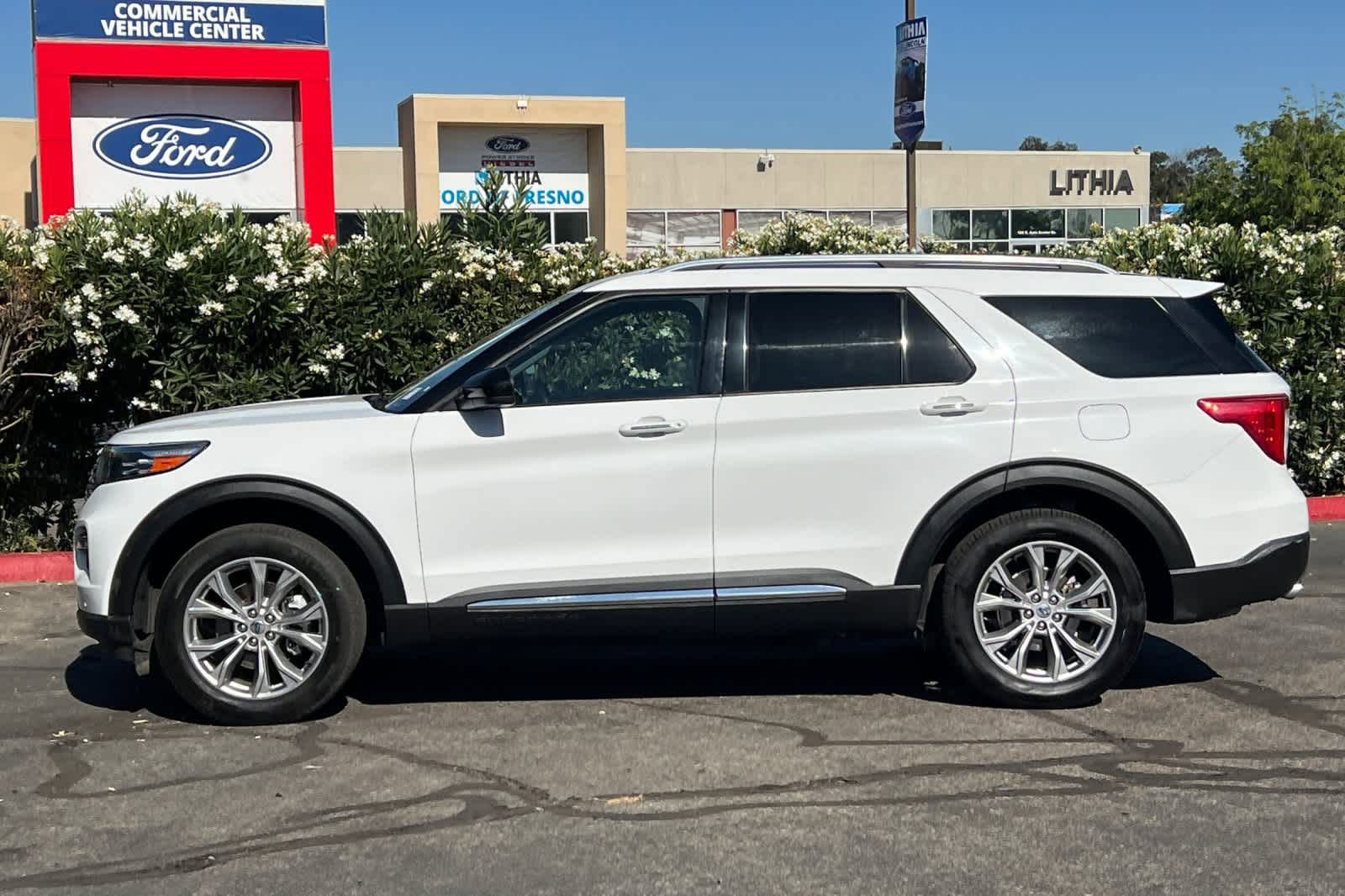 Certified 2023 Ford Explorer Limited AWD/4WD image 6
