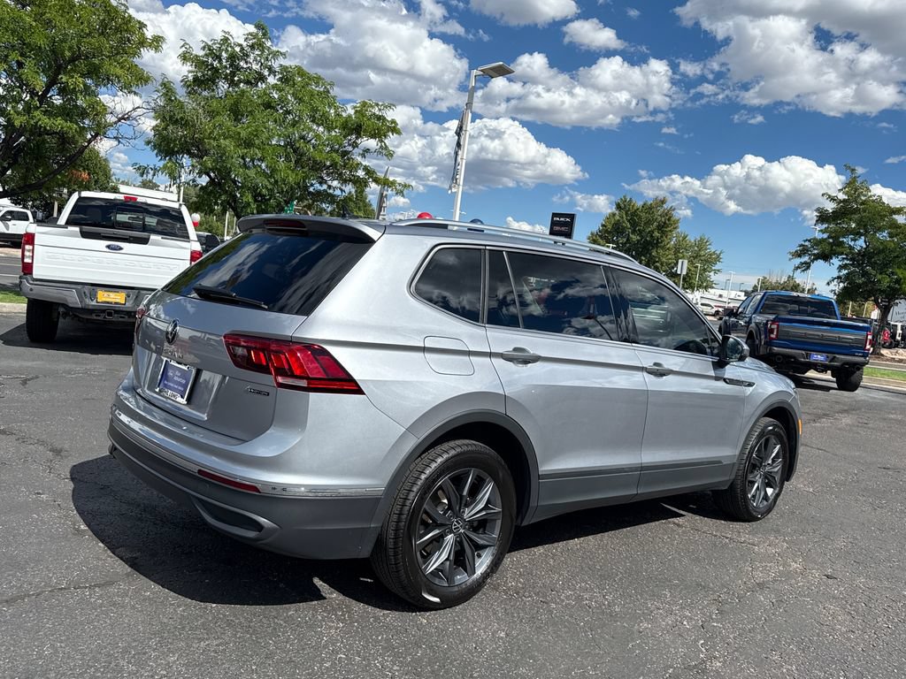 Used 2023 Volkswagen Tiguan SE AWD/4WD image 10