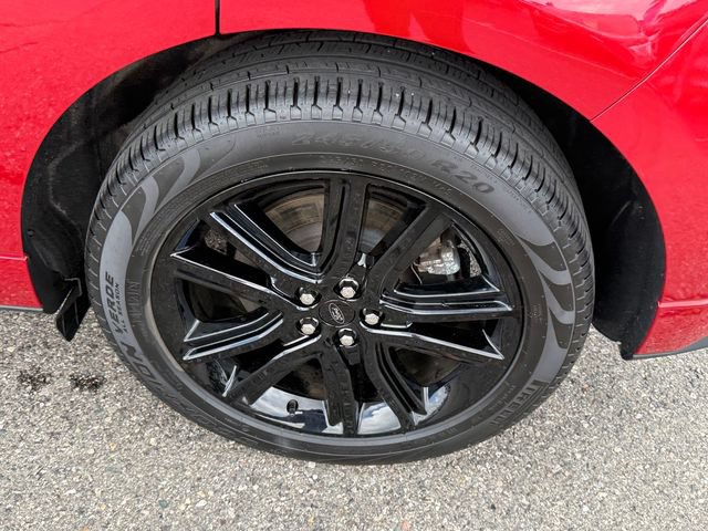 Certified 2024 Ford Edge ST-Line AWD/4WD image 5