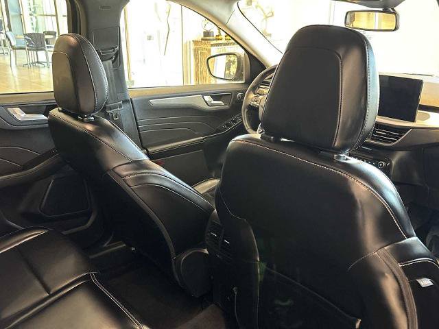 Certified 2024 Ford Escape Platinum AWD/4WD image 26