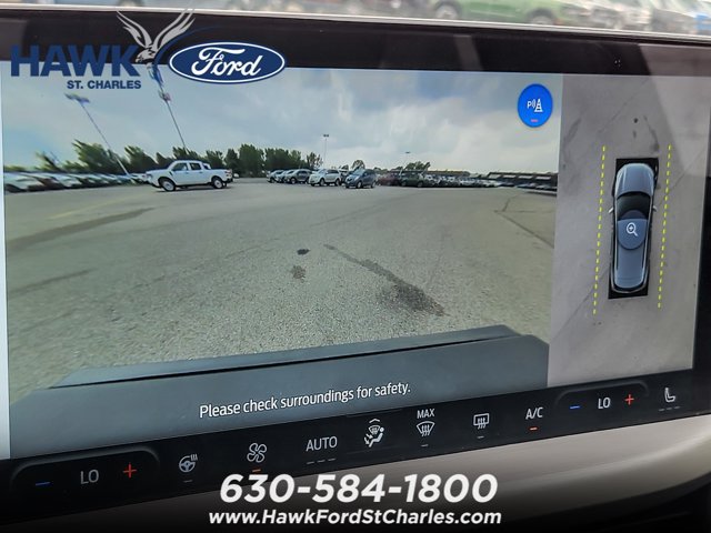 Certified 2024 Ford Escape Platinum w/ Class II Trailer Tow Package AWD/4WD image 15