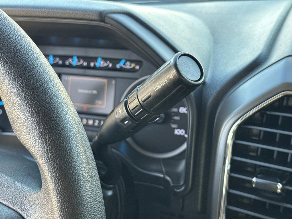 Certified 2017 Ford F250 XLT w/ XLT Value Package image 16