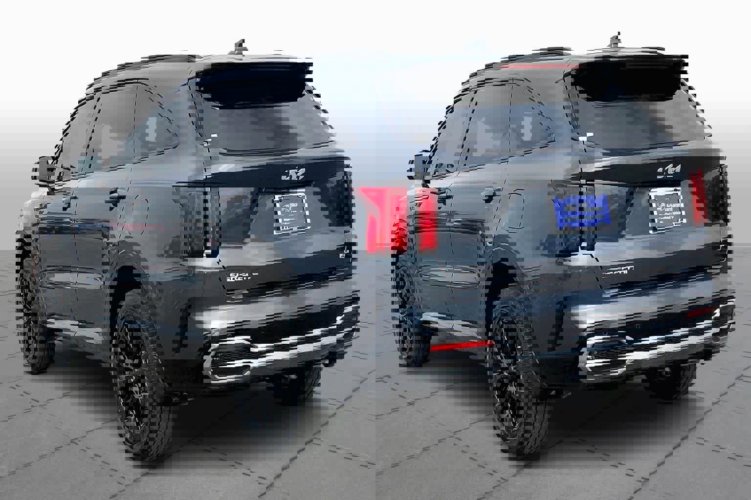 Used 2023 Kia Sorento SX image 4